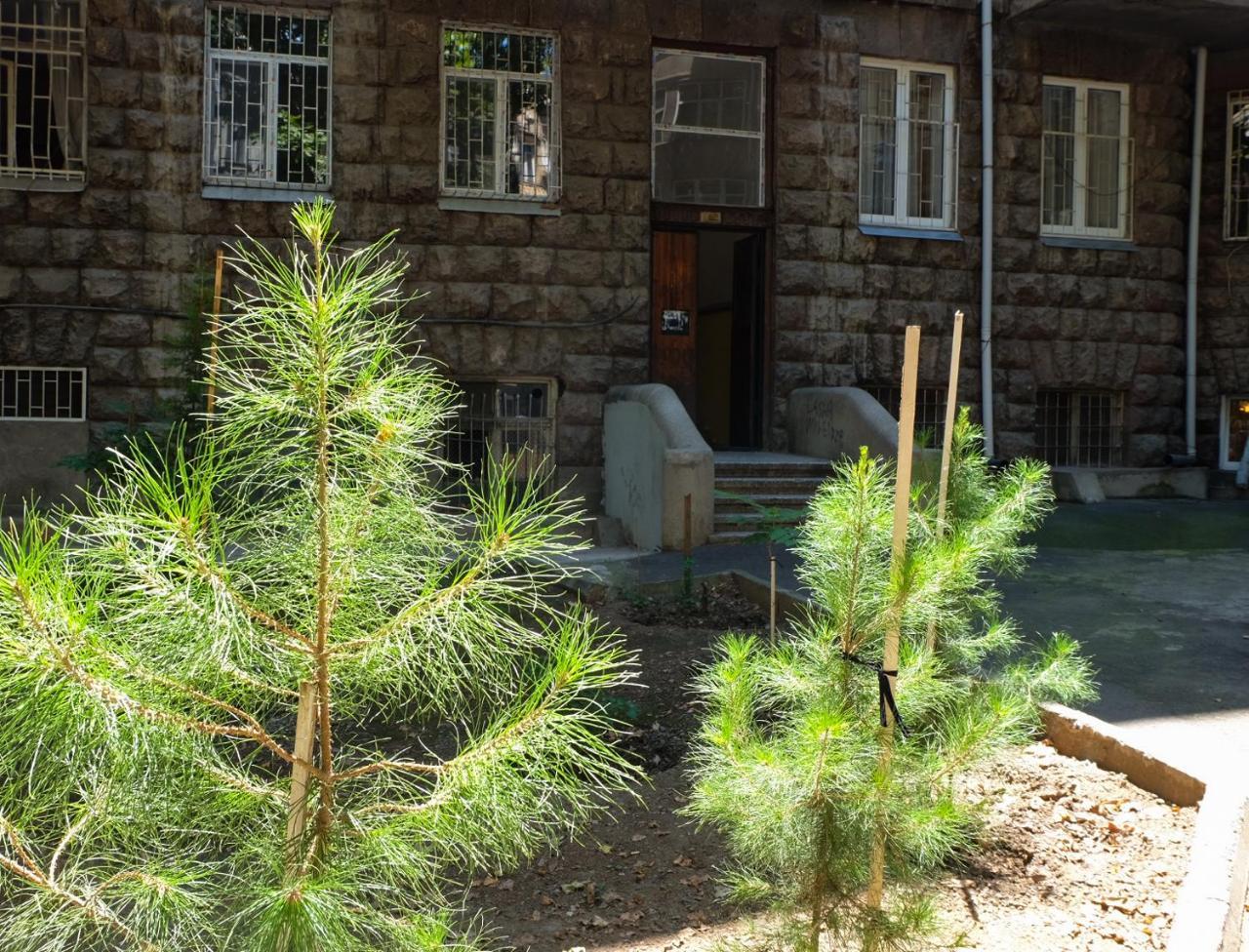 20 Griboedov Apartment- Heart Of Tbilisi Exterior photo